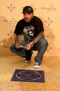 Aaron Lewis 010