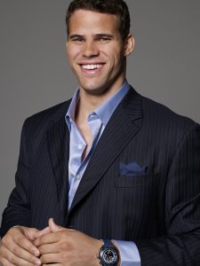 KRIS_HUMPHRIES_HEADSHOT_W_WATCH