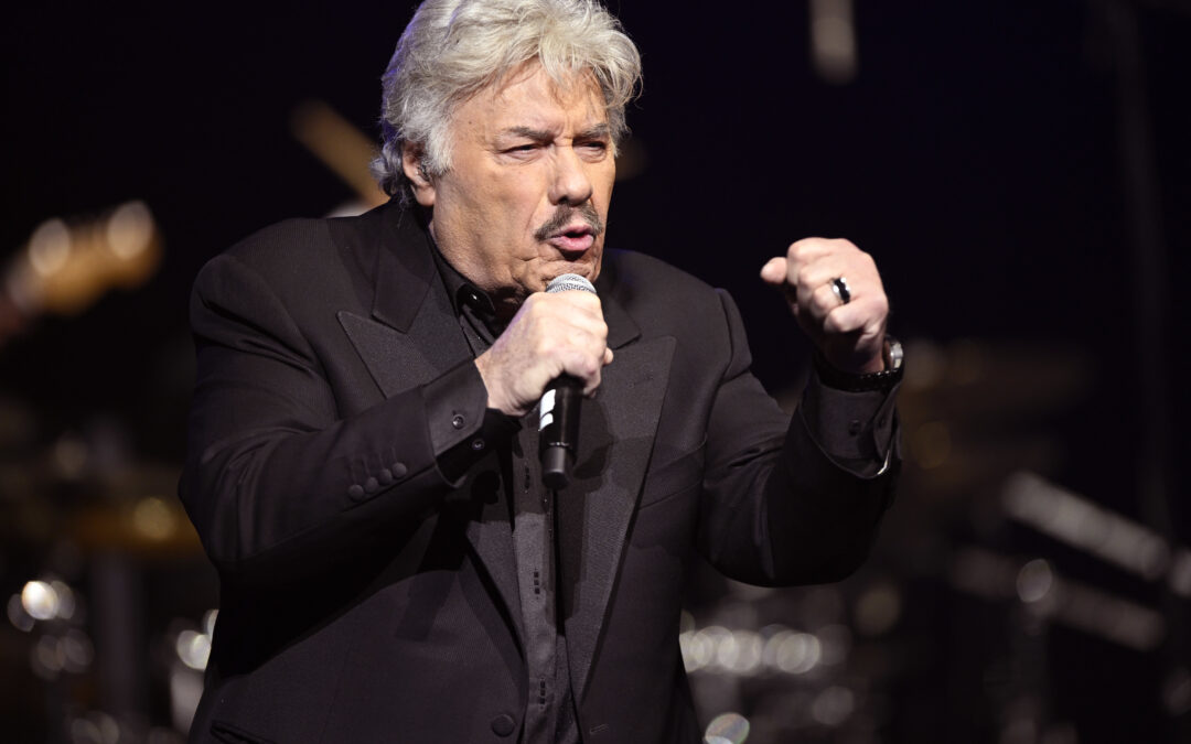 Tony Orlando to Host Special Military Appreciation Wolf Den Performance at Mohegan Sun