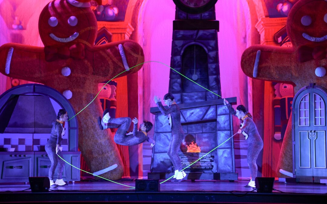 A Reimagined Cirque Dreams Holidaze Returns To Dazzle in Uncasville